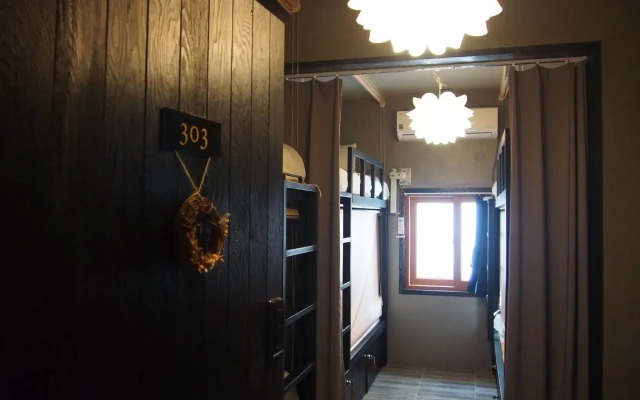 The Bay Guesthouse - Hostel