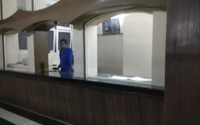 iROOMZ Hotel Sundar