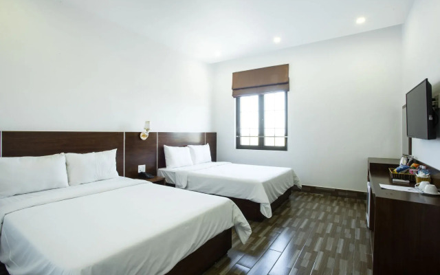 Red Coral Ha Long Hotel