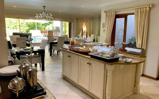 Fernwood Manor Boutique Guest House