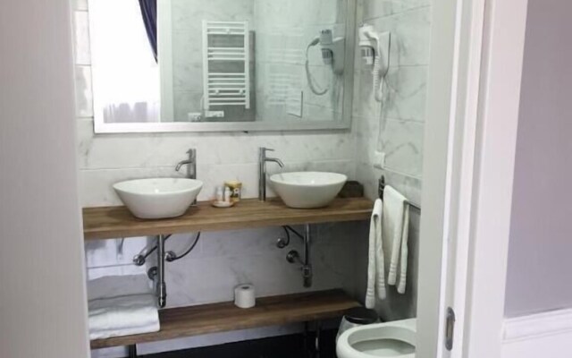 Dimorra Boutique Rooms