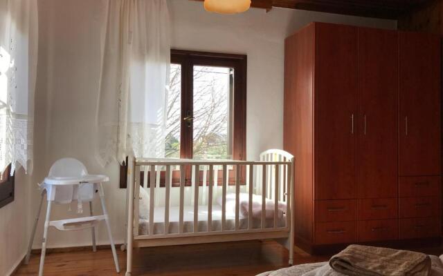 Sarakinas Farm House