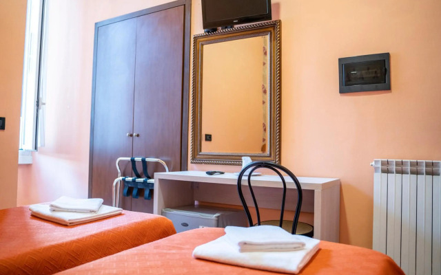 Hotel Ferrarese Roma