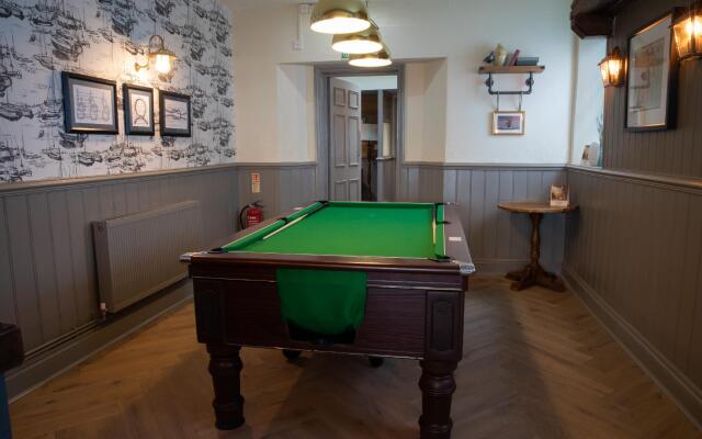 The Seale Arms