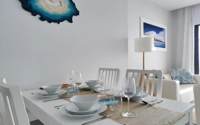 SUNSET WAVES sea & sky apartment