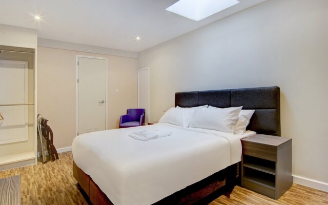 The Gissons Hotel