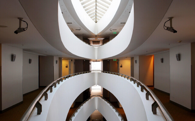 Holiday Inn Santiago - Airport Terminal by IHG