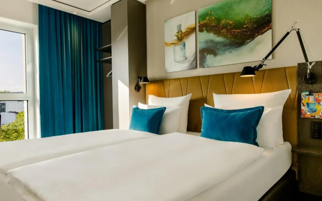 Motel One Köln-Altstadt