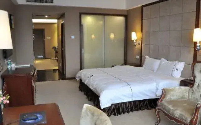 Lifeng Hotel