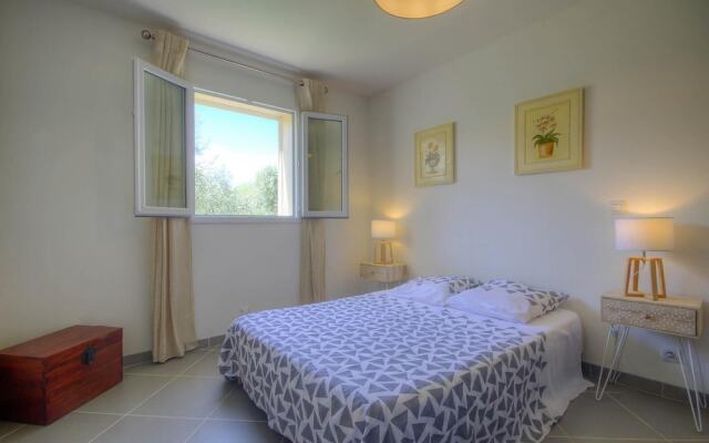 Apartment with 2 Bedrooms in Taglio-Isolaccio, with Wonderful Mountain View, Enclosed Garden And Wifi - 15 Km From the Beach
