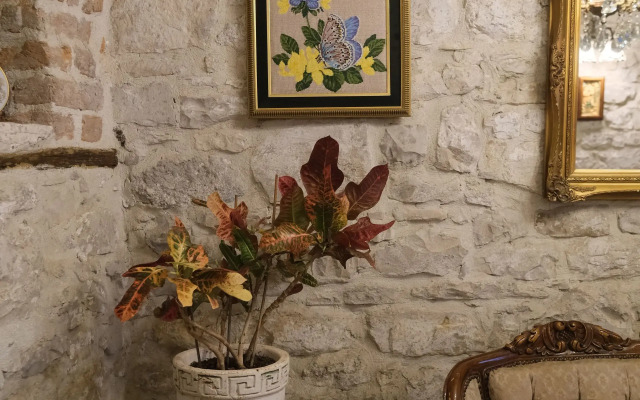 Sakli Tas Konak Otel