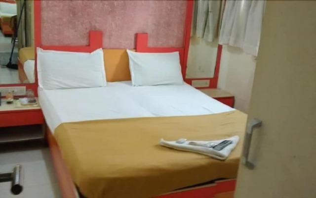 Room Maangta 127 - Andheri