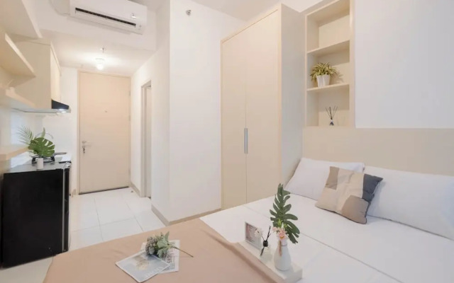 Tranquil Studio Tokyo Riverside PIK 2 Apartment