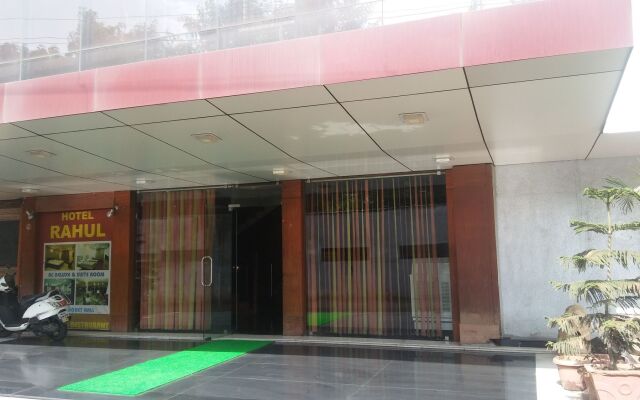 Hotel Rahul