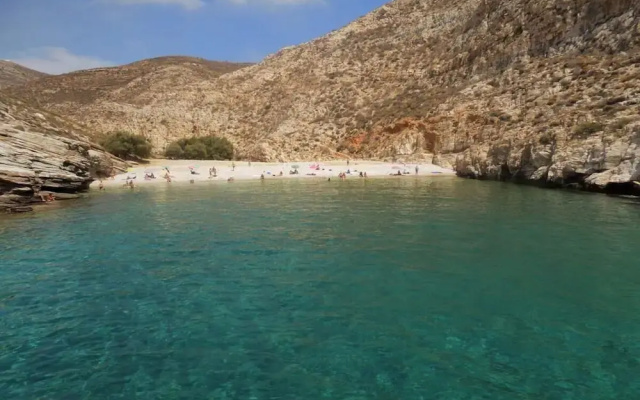 Folegandros Serenity - Livadaki Summer Hideaway