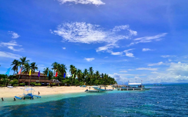 Malapascua Legend Water Sports & Resort