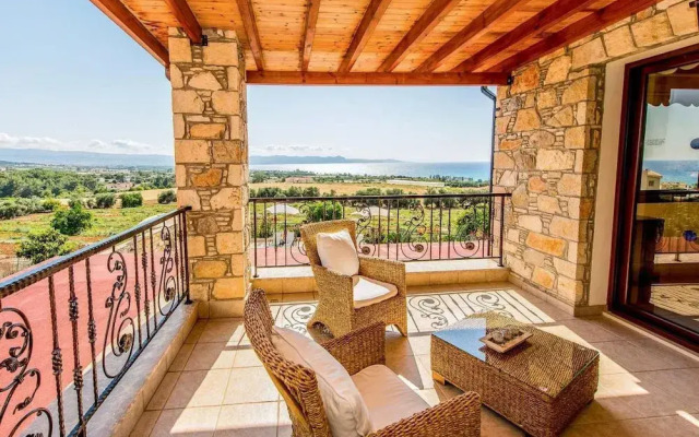 Sunset View Villa in Argaka