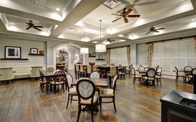 Hampton Inn & Suites Savannah Historic District