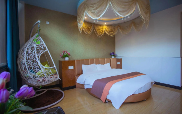 Junyi Hotel (Huangshan Tunxi Old Street)