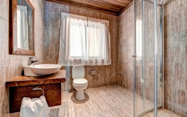 Villa Stephanotis - 3 Bedroom Villa With Pool