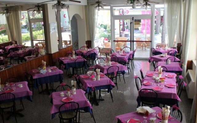 Hotel Rina