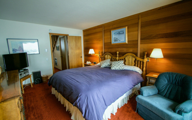 Snowcreek II #308 Condo