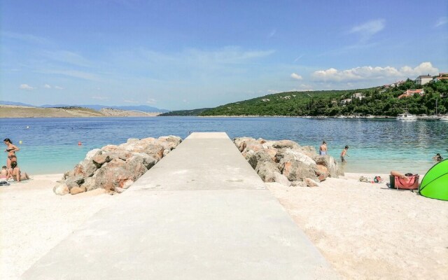 Beautiful Home in Jadranovo With Wifi and 3 Bedrooms