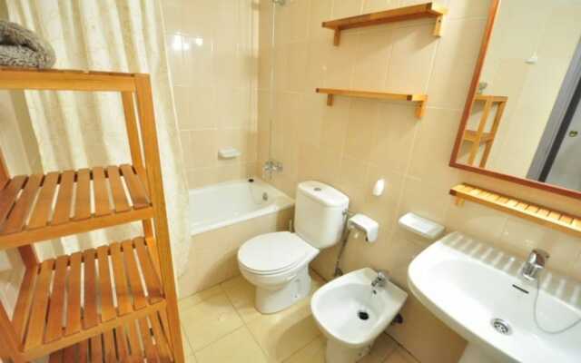 Apartamento Moderno Para 6 Personas en Cambrils