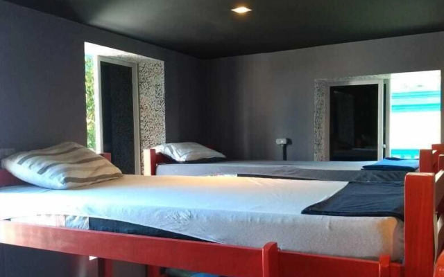 Reef Hostel & Pousada