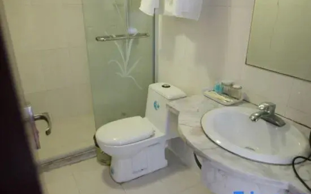 Fengsheng Business Hotel