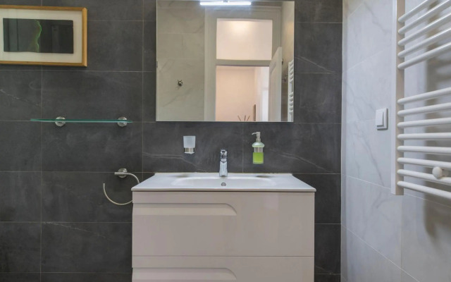 LovelyStay - Comfortable apartment with river views