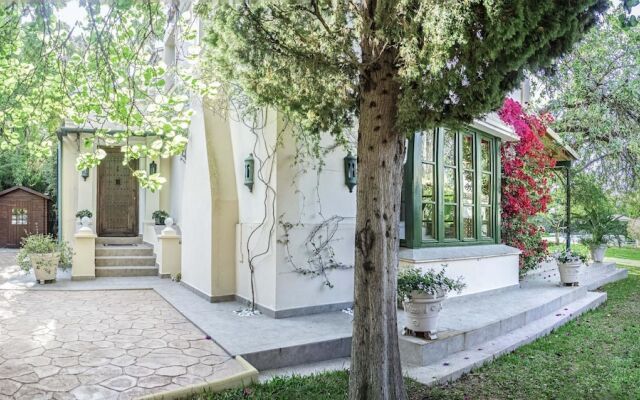 Selena - Luxurious Villa in Marbella Hill Club