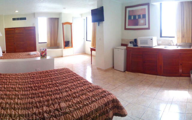 Hotel & Suites Real del Lago