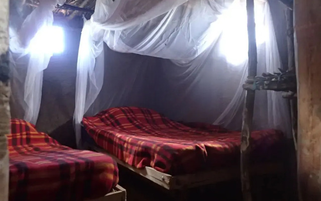 Olonyori Maasai House