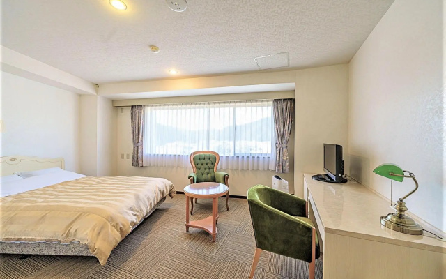 Hotel Marseille – Guest Rooms – Shimoda