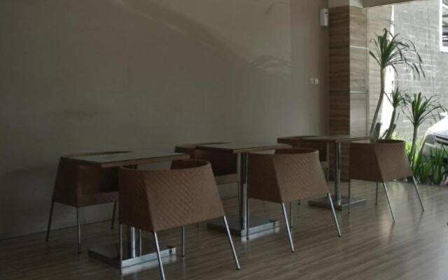Grand Tulip Hotel