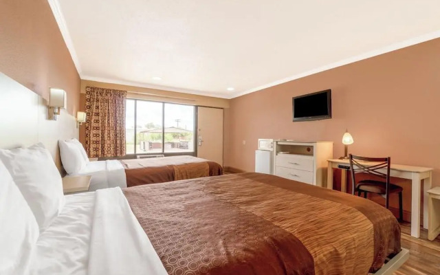 River Valley Motor Inn