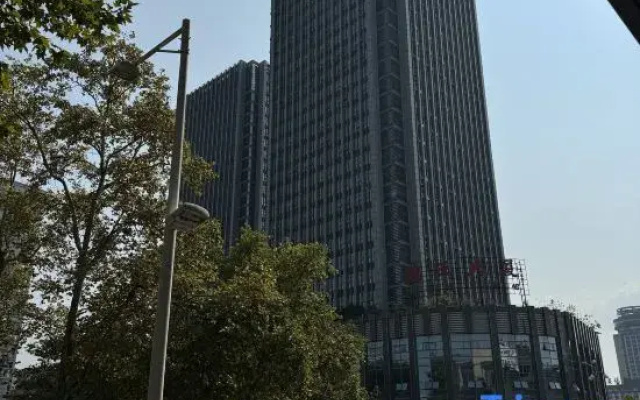 Yunyun Meisu（People's Square Store