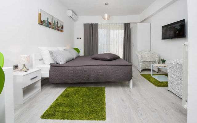 Studio Apartment White