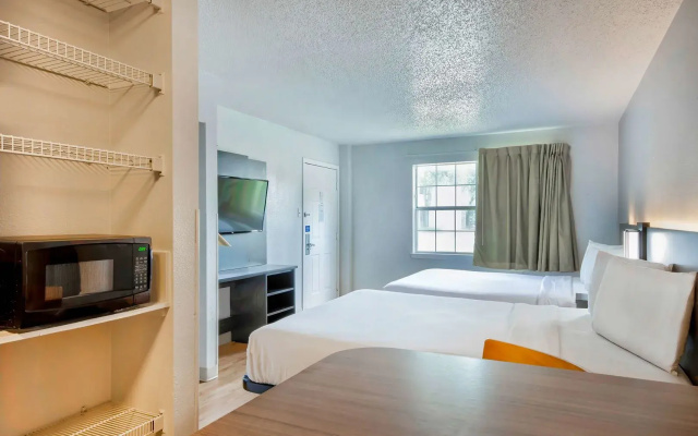 Studio 6 Extended Stay - San Antonio, TX - Medical Center