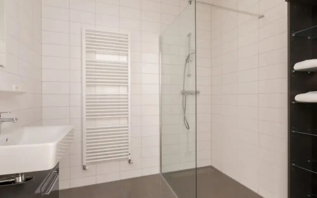 Luxury 6-person Apartment Near Zoutelande Beach