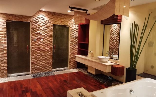 Oruseeey Hotel