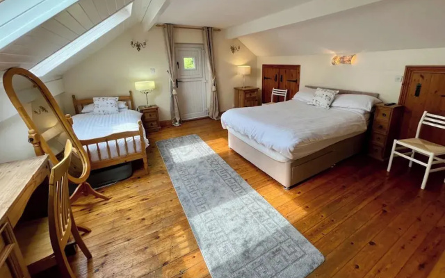 Starshinezzz - Large Farmhouse County Durham