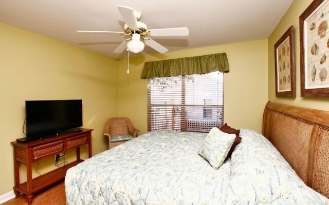 Crystal Beach Home by Panhandle Getaways