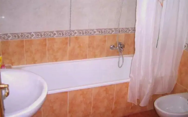 HomeRez - Holiday Home Calle Ortosa