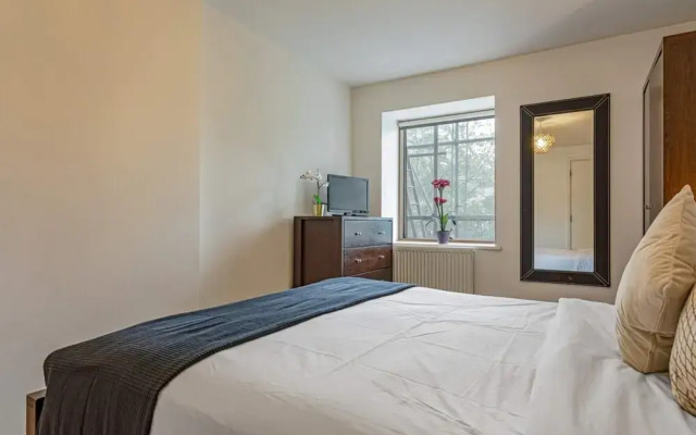 Bright 1 Bedroom Apartment Near London Bridge With Balcony