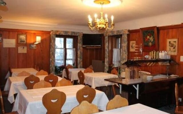 Hotel-Pension Hauser