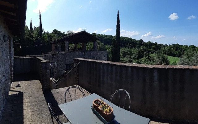 Rosato Shared Pool Family Fun Farm