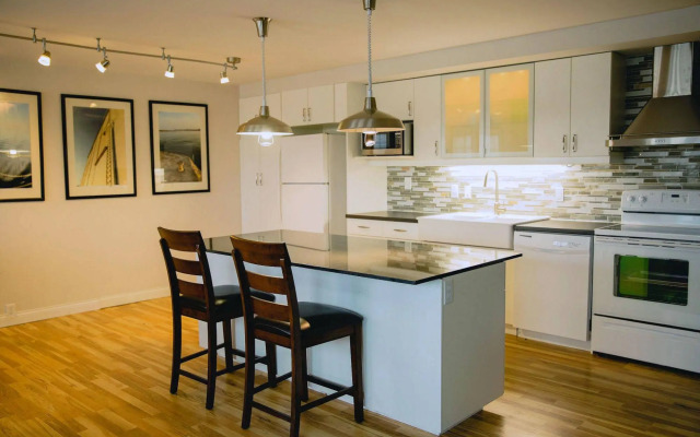 Harbor Town Inn, BW Signature Collection