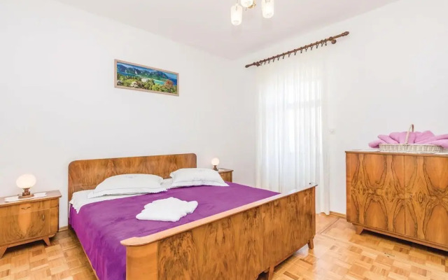 Awesome Home in Bregi With Wifi and 2 Bedrooms